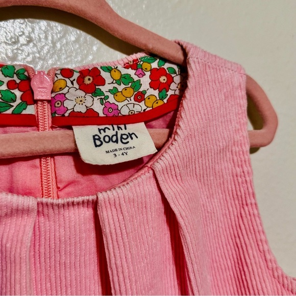 Mini boden appliqué dress 2-3Y - Picture 3 of 3